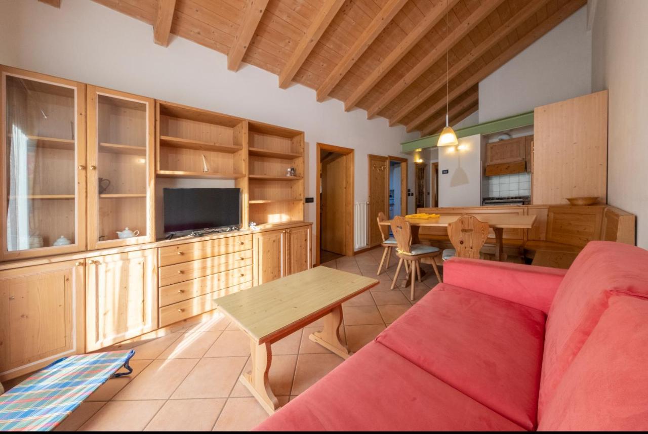 Residence Lagorai - Fiemme Holidays プレダッツォ エクステリア 写真