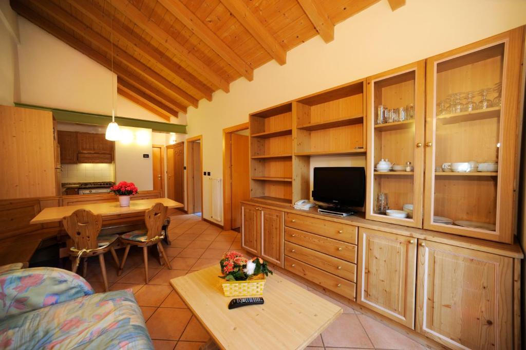 Residence Lagorai - Fiemme Holidays プレダッツォ 部屋 写真